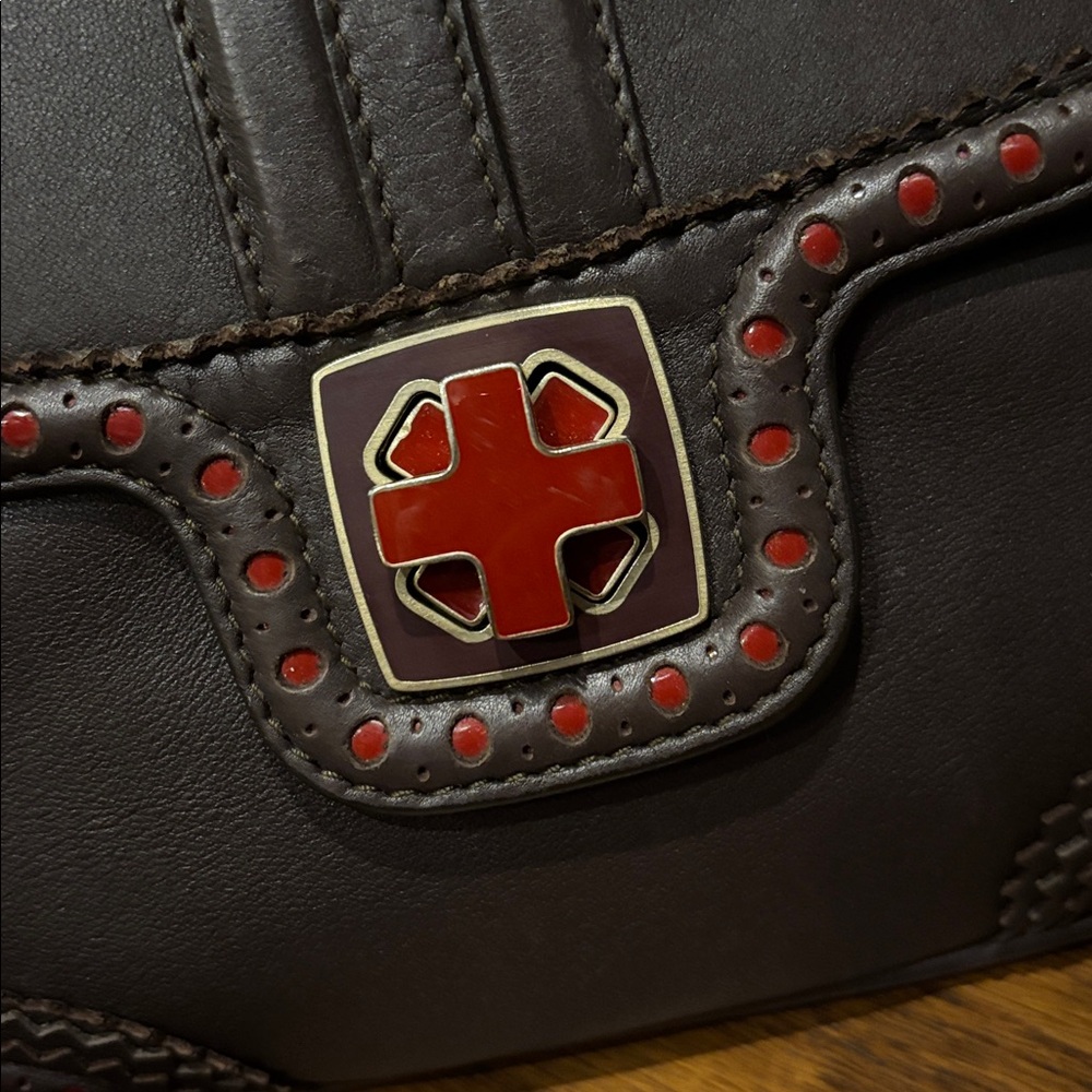 Bally Switzerland authentic Crossbody/shoulder bag EUC - Picture 3 of 13